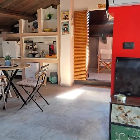Bed & Breakfast B&b22 Gammarana - Stazione 3*