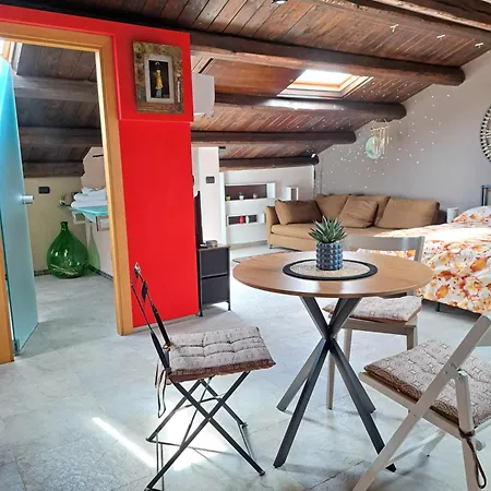 B&b22 Gammarana - Stazione Bed & Breakfast 3*